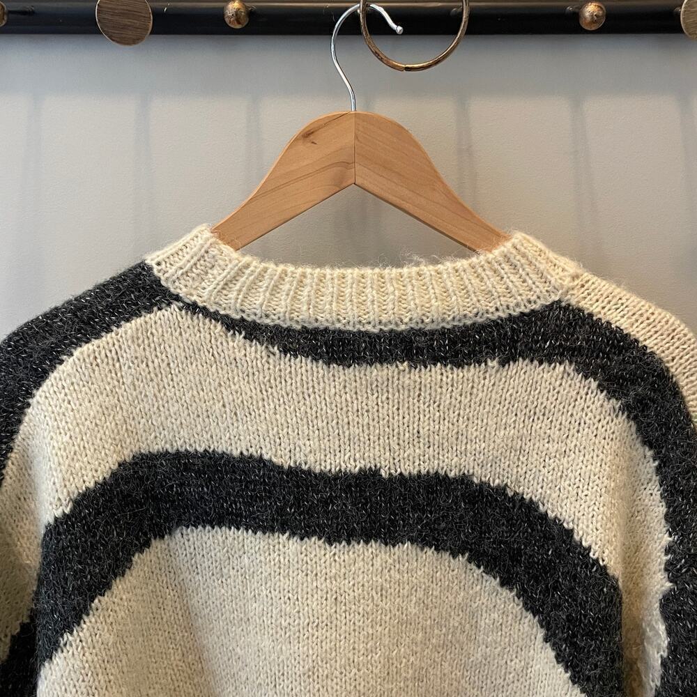 Grade & Gather M Fuzzy Knit Sweater | Cream Black Abstract Striped Pullover Soft - Picture 8 of 8